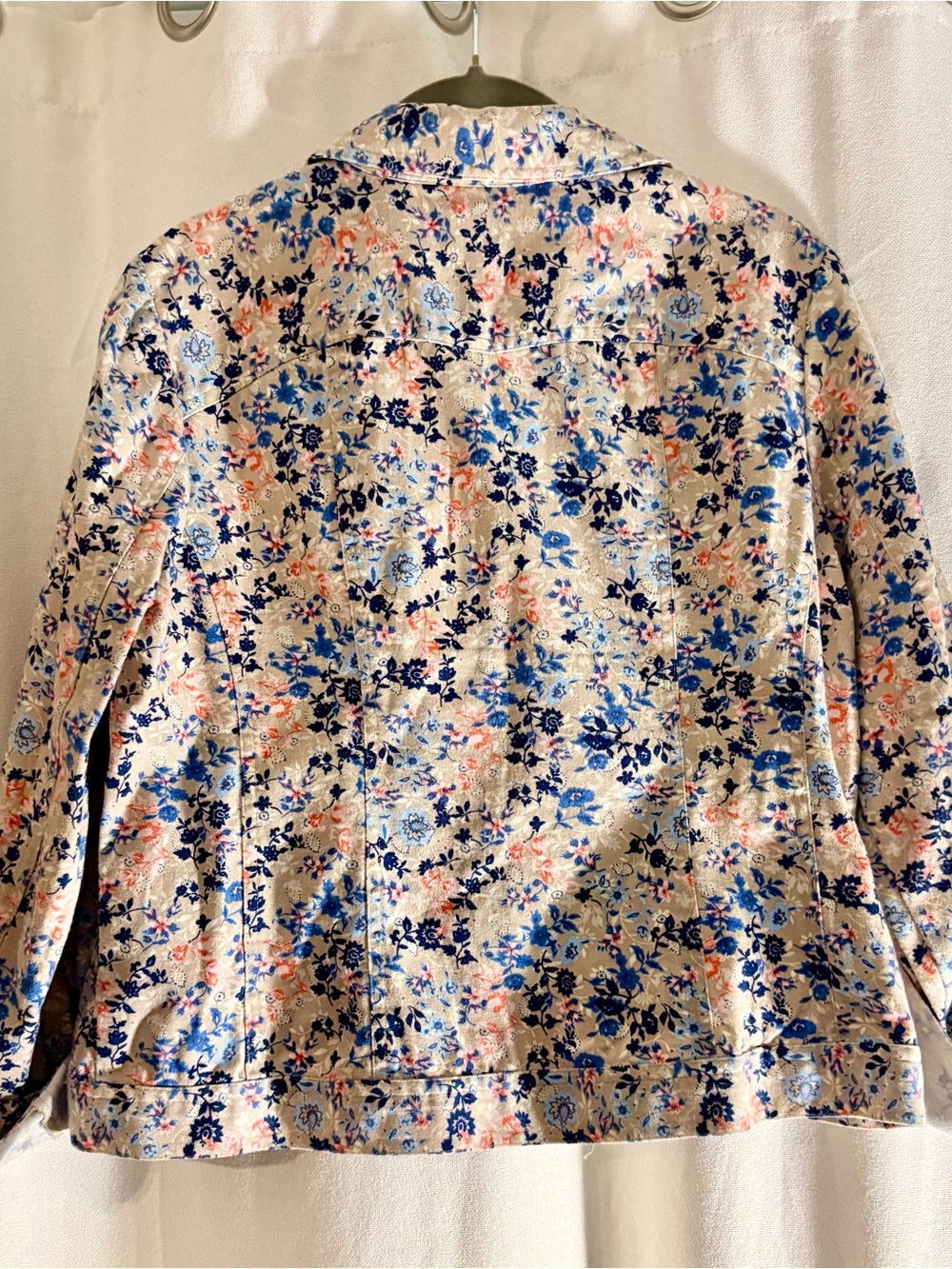 Coastal Beachy Travel Feminine Floral Button-Up Jacket in Beige, Blue & Coral - Picture 2 of 7
